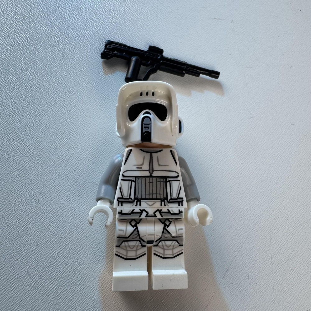 LEGO Star Wars Scout Trooper SW1182 Minifigure Blaster Rifle Helmet White Gray